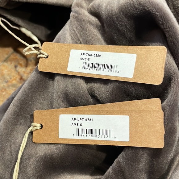 Skims velour Track Set Amethyst Size Small - Picture 4 of 4